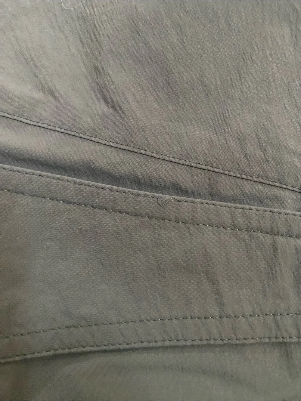 Arcteryx Rampart Shorts Mens Size 38 Olive Green Cargo Hiking Climbing Gorpcore